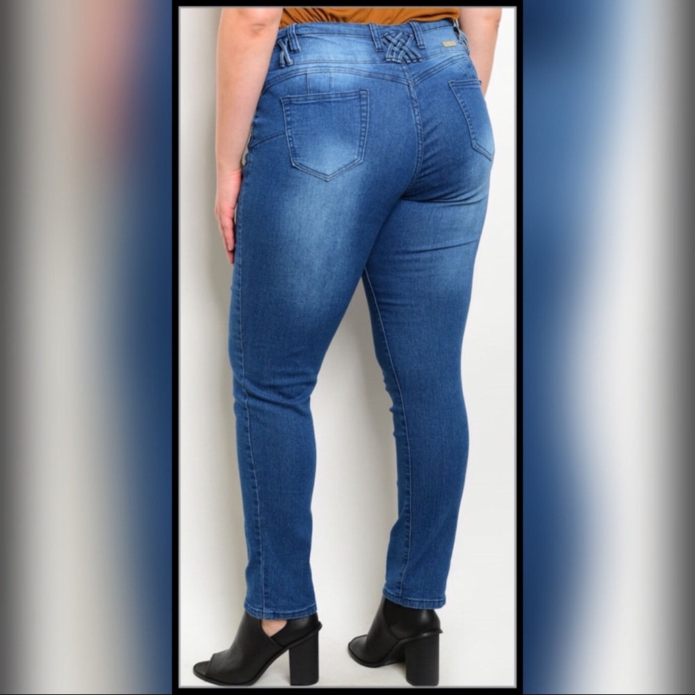 NEW Distressed Denim Jeans Plus Size 20x32 (20) - Picture 3 of 6